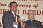 Mr. Arvindbhai Pan(MD) receiving Award by Pranab Mukherjee